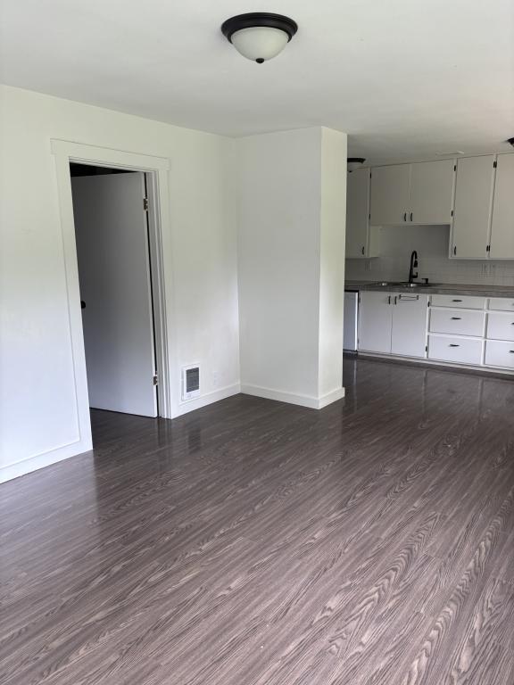 Building Photo - 44791 Quartzville Dr