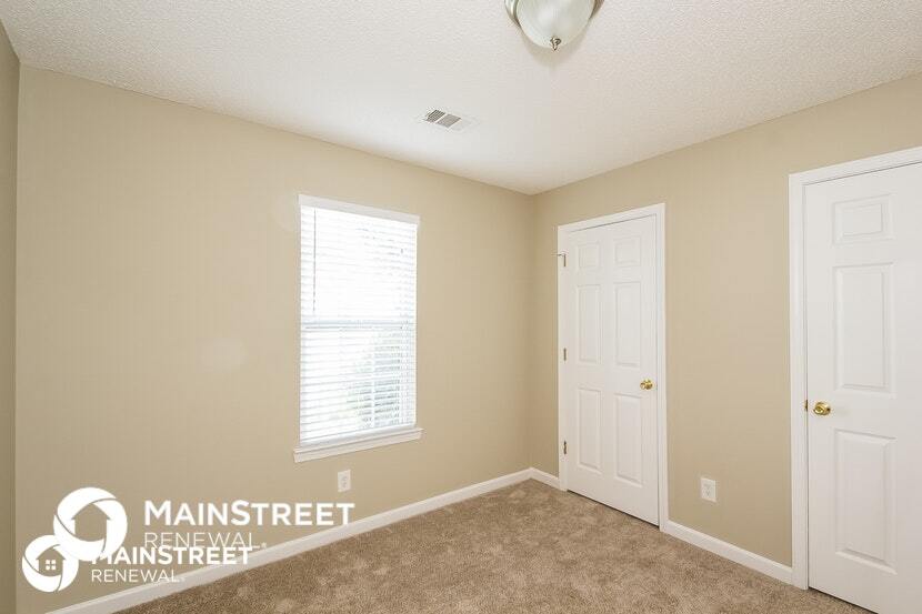 Building Photo - 117 Poplar Pointe Terrace