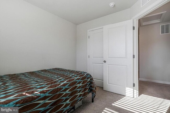 Building Photo - 313 Soft Rush Ln