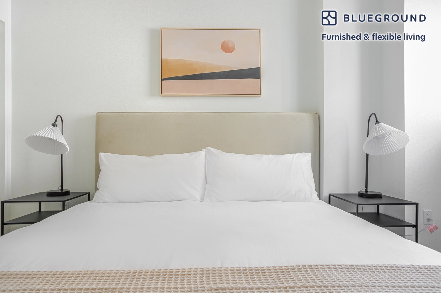 Building Photo - 760 S Serrano Ave