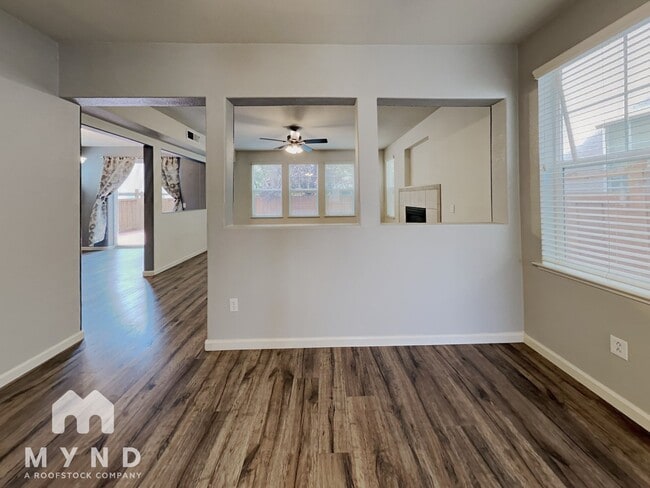 Building Photo - 6627 Sportoletti Dr