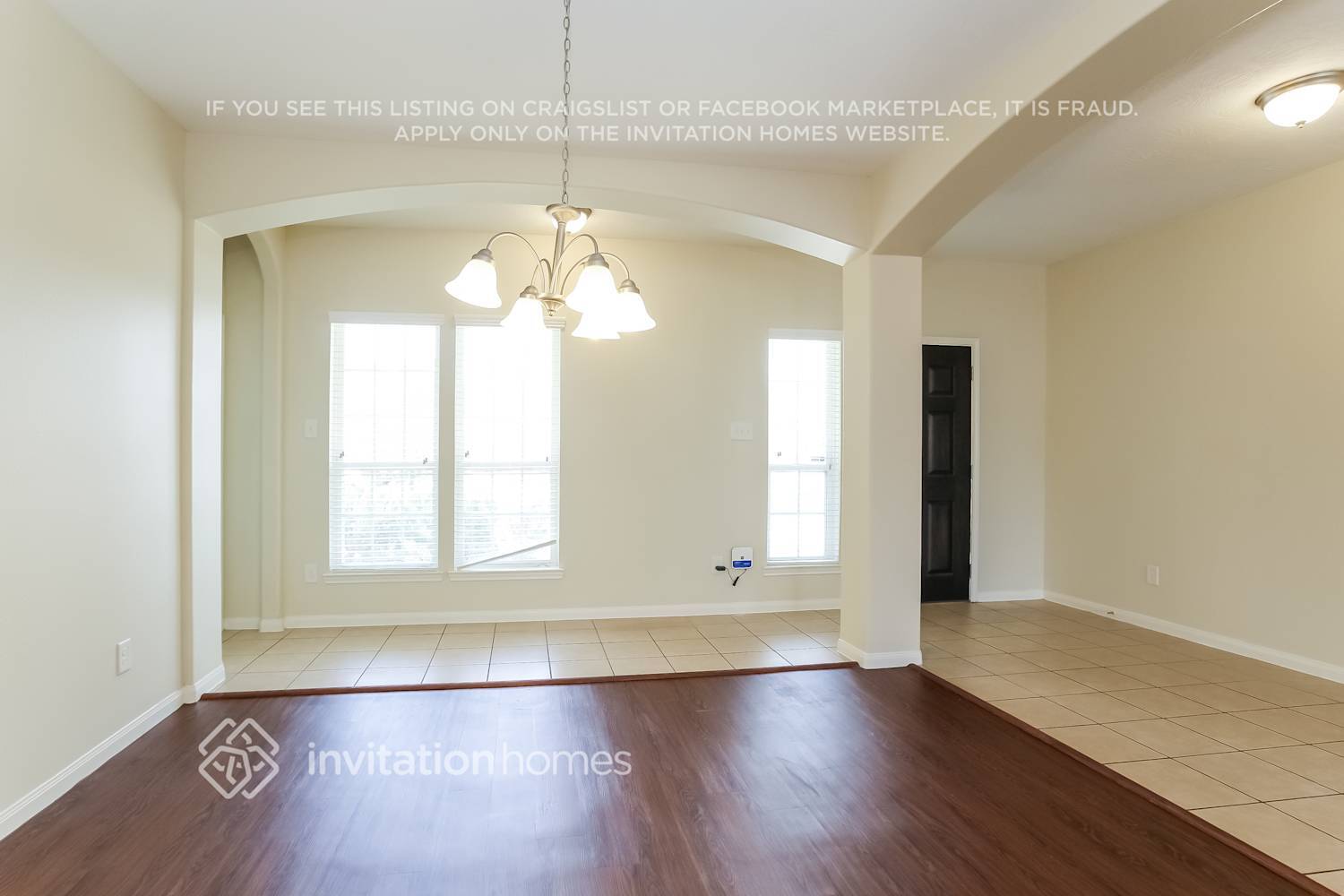 Building Photo - 3327 Orchid Trace Dr