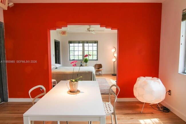 Building Photo - 400 Meridian Ave