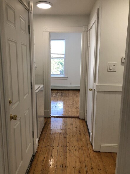 Building Photo - 56 Portsmouth St