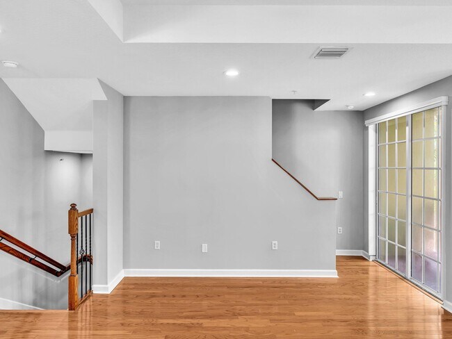 Building Photo - 2751 Ravella Way