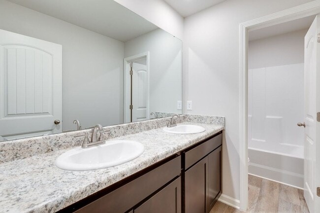 Building Photo - *** COMING SOON! ***  Spacious & Stylish 5...