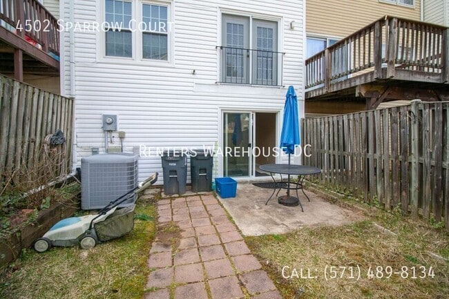 Building Photo - 4502 Sparrow Ct