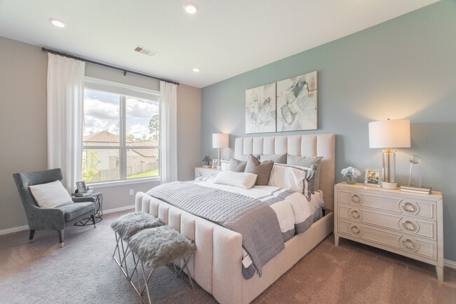 Building Photo - 442 Lake Day Dr