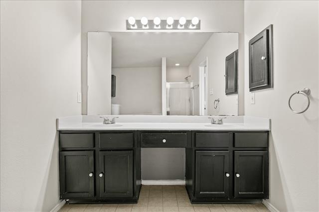 Building Photo - 3920 Malibu Sun Dr