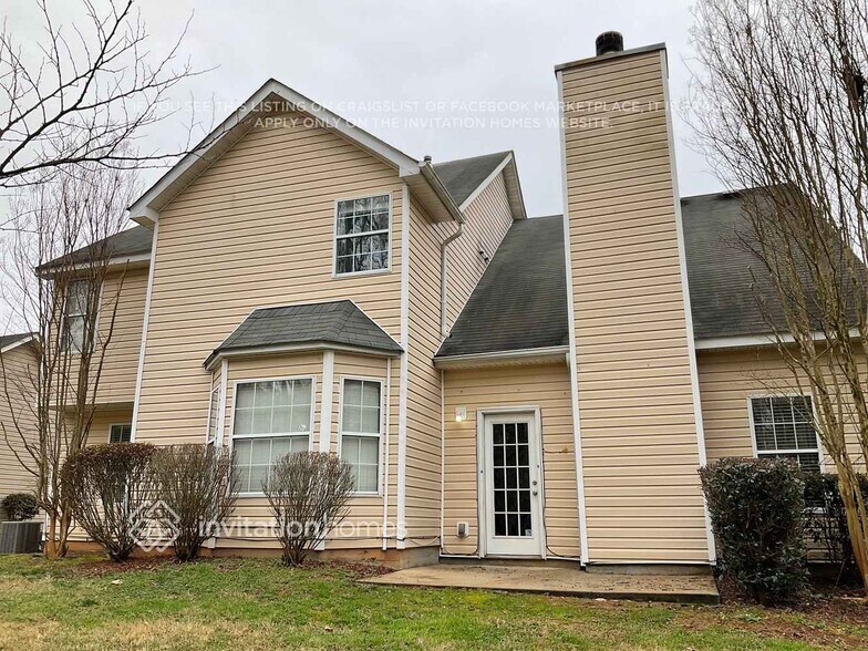 Building Photo - 438 Pecan Wood Cir