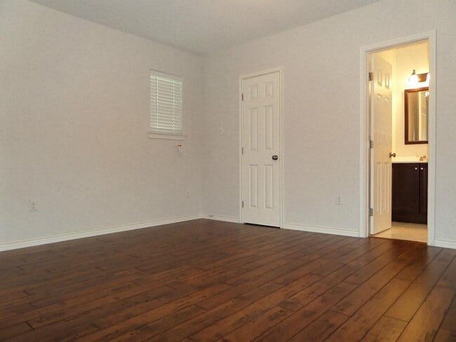 Building Photo - 1511 Egypt St