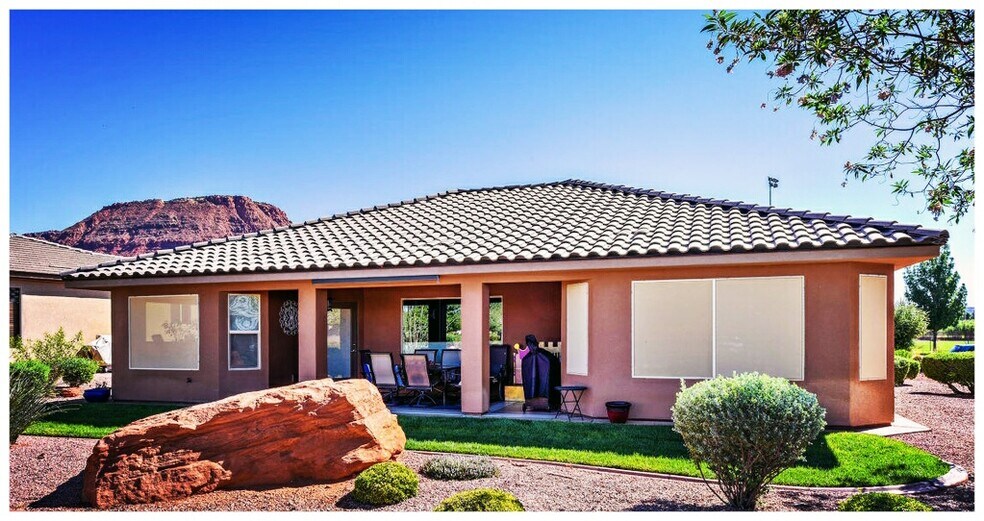 Building Photo - 328 S 300 W