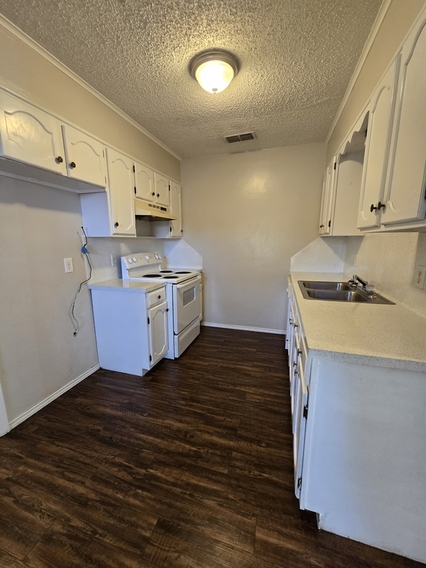 Building Photo - 13403 Rhudy Dr