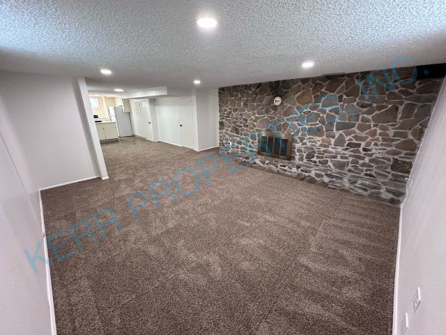 Building Photo - Discover Unlimited Potential: Spacious 3,696 Sq Ft Property in Clackamas, OR!