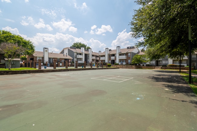 CAI10.jpg - Crossings at Irving Apartments
