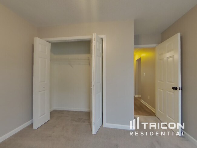 Building Photo - 4946 Martin Farms Rd