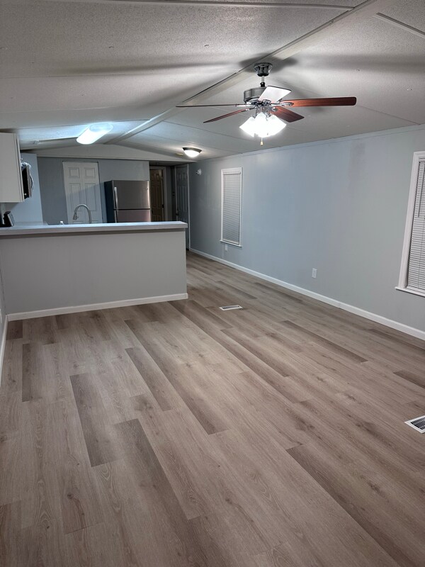 Building Photo - 546 Burnett Dr