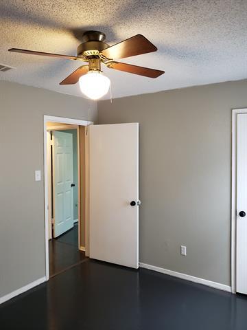 Building Photo - 7663 Blue Carriage Ct