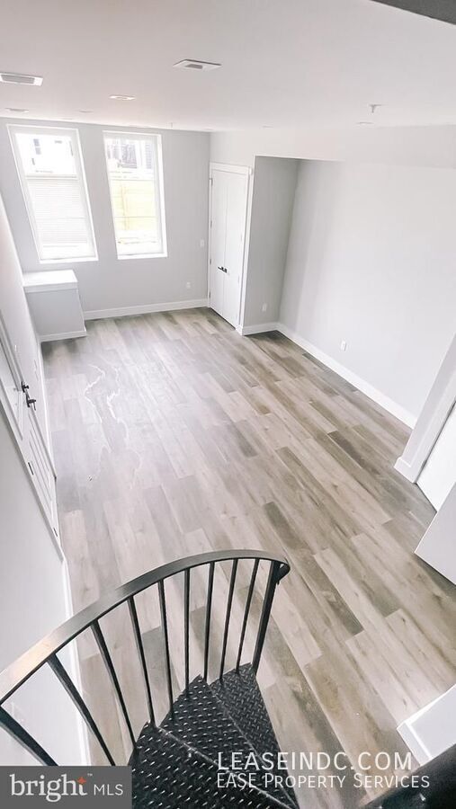 Building Photo - 1264 Holbrook Terrace NE