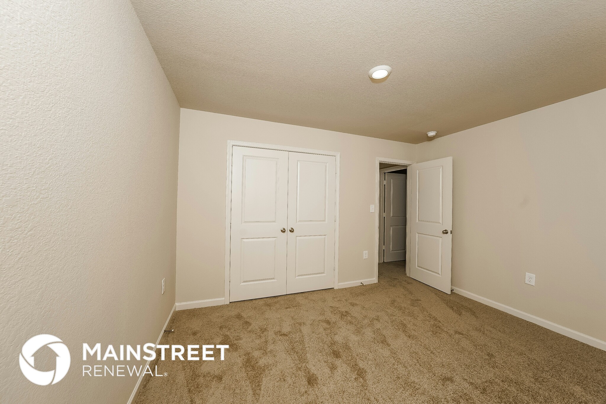 Building Photo - 630 Clover Cir