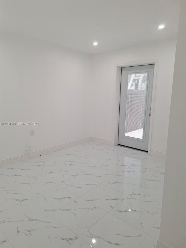 Building Photo - 14402 SW 111th St