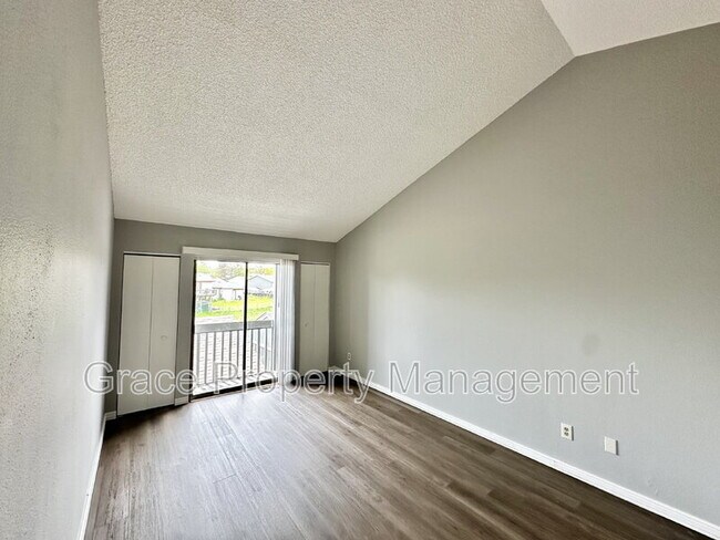 Building Photo - 15670 E Mexico Ave
