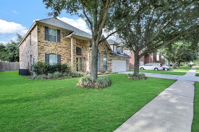 Building Photo - 2510 Pine Brook Dr