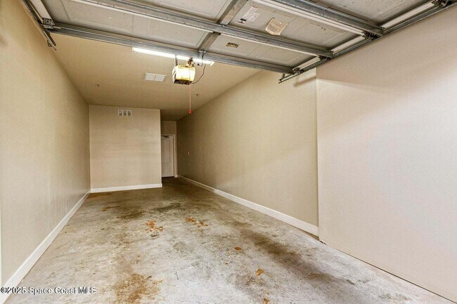 Building Photo - 6421 Borasco Dr