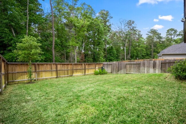 Building Photo - 334 Topper Pines Dr