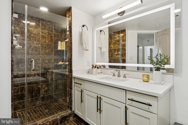 Building Photo - 5505 Seminary Rd