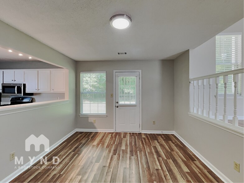 Building Photo - 206 Brandon Ridge Cir