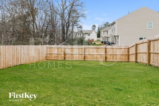 Building Photo - 2711 Gusty Ln
