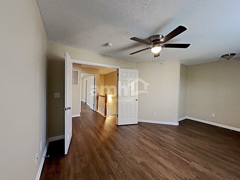 Building Photo - 2344 Hockett Dr