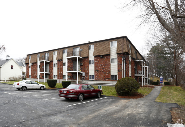 Building Photo - COLONY PARK APARTMENTS