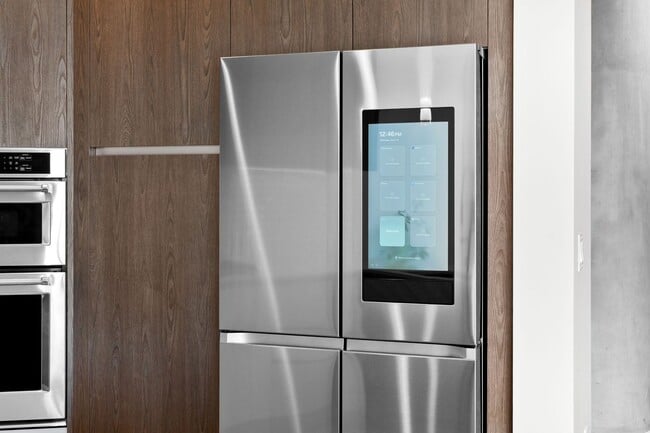 Building Photo - 6th Floor 1BD, 1.5BA Condo at the Lakehouse off Sloan's Lake