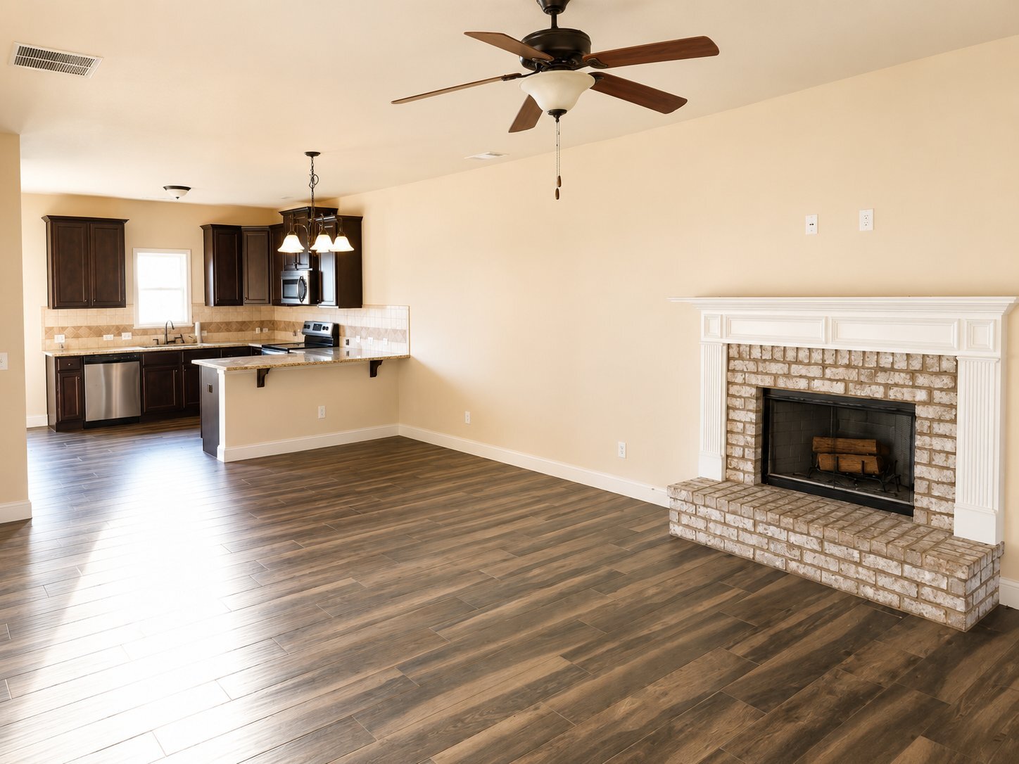 Building Photo - 107 Truman Ct
