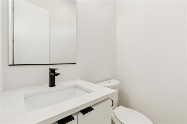 Building Photo - 4119 Munger Ave