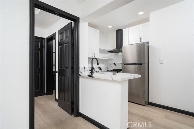 Building Photo - 14255 Long View Dr