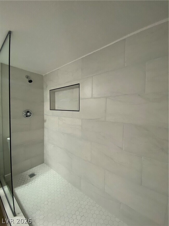 Building Photo - 8410 Eldora Ave