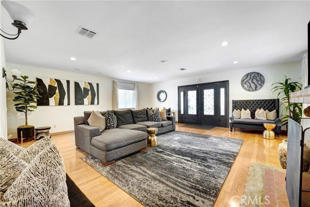 Building Photo - 11242 Sheldon St