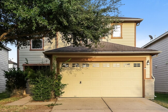 Building Photo - 16406 Chandler Ridge Ln