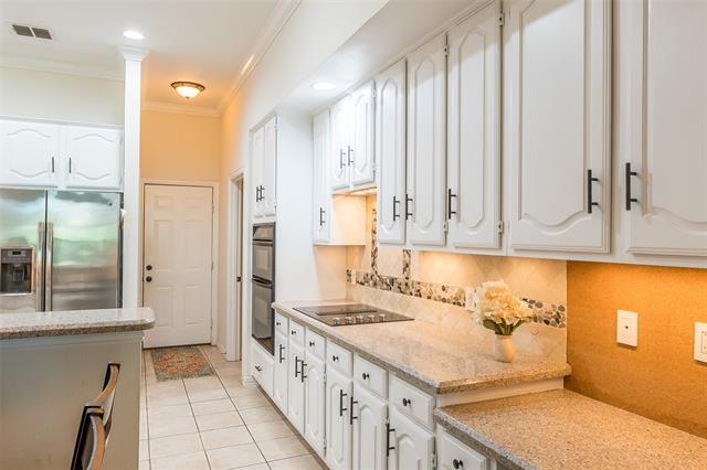 Building Photo - 2814 Waterford Dr