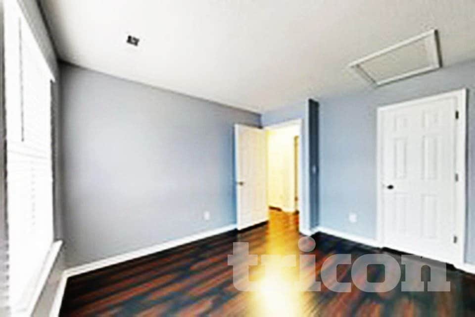 Building Photo - 1131 Yorkdale Dr