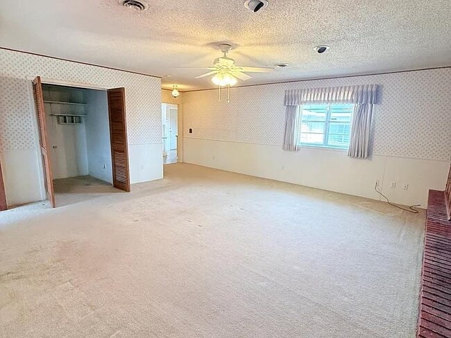 Building Photo - 7708 S Miller Blvd