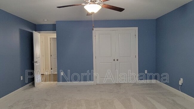 Building Photo - 130 Creekmound Dr