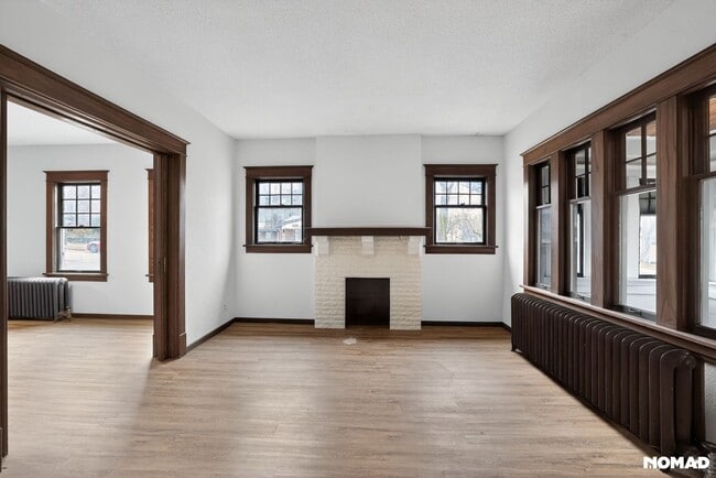 Building Photo - 329 S 2nd St