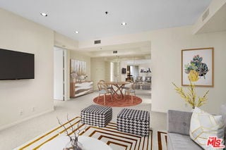 Building Photo - 2102 Century Park Ln