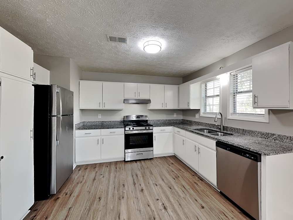 Building Photo - 1052 Autumn Crest Dr