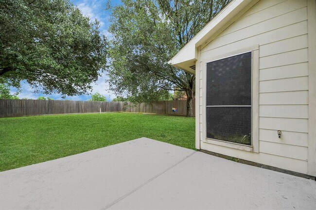 Building Photo - 10214 White Oak Trail Ln