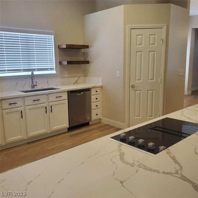 Building Photo - 5316 Rim View Ln